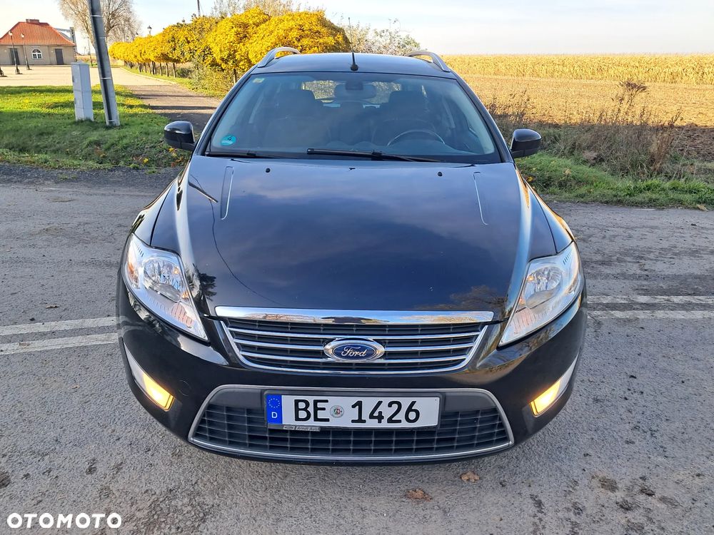 Ford Mondeo 2.0 Ghia - 12