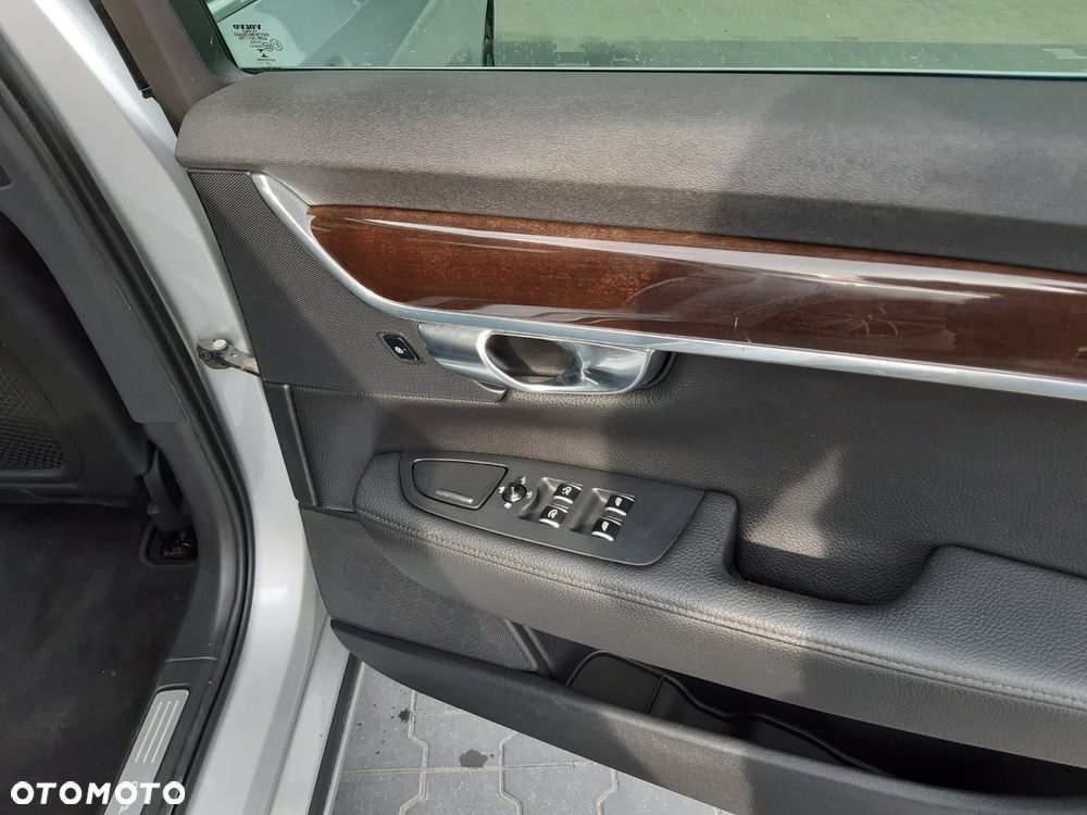 Volvo S90 T5 Geartronic Momentum Pro - 8