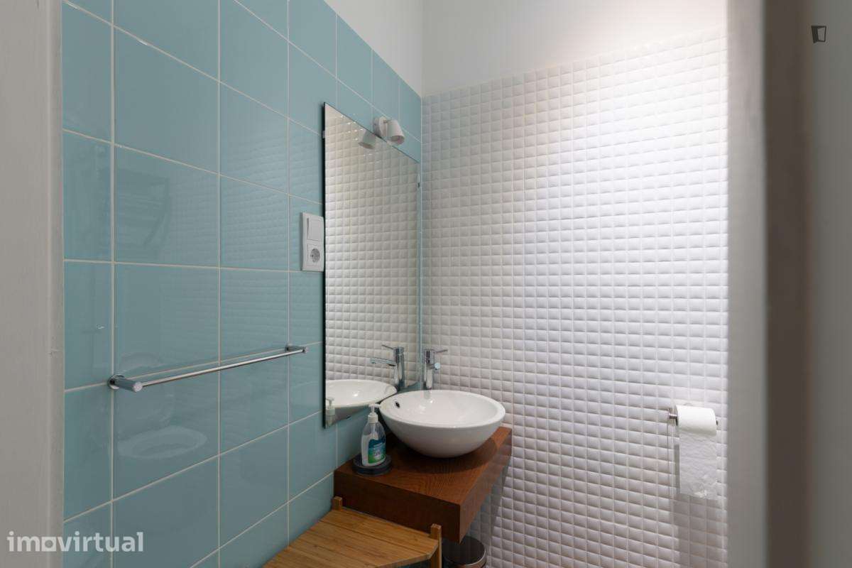 Quarto - localizado em Cedofeita Porto - Grande imagem: 2/19