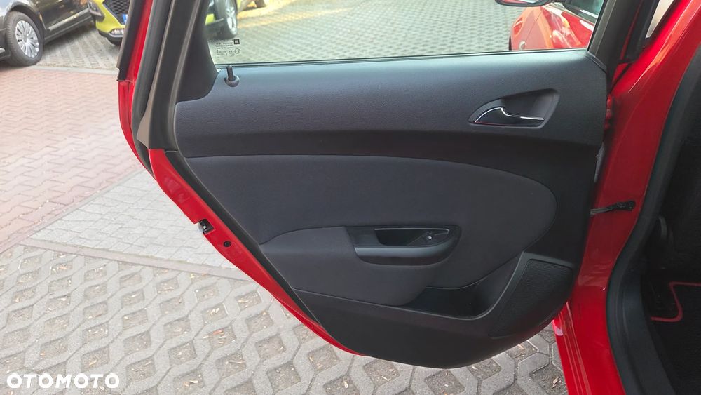 Opel Astra 1.4 Turbo ENERGY - 29