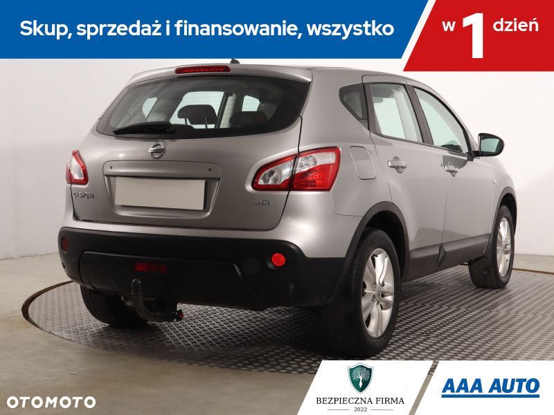 Nissan Qashqai - 7
