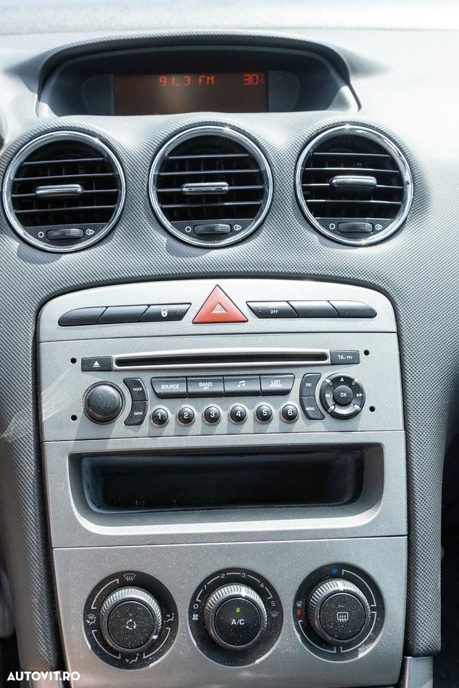 Peugeot 308 HDi FAP 92 Access - 11