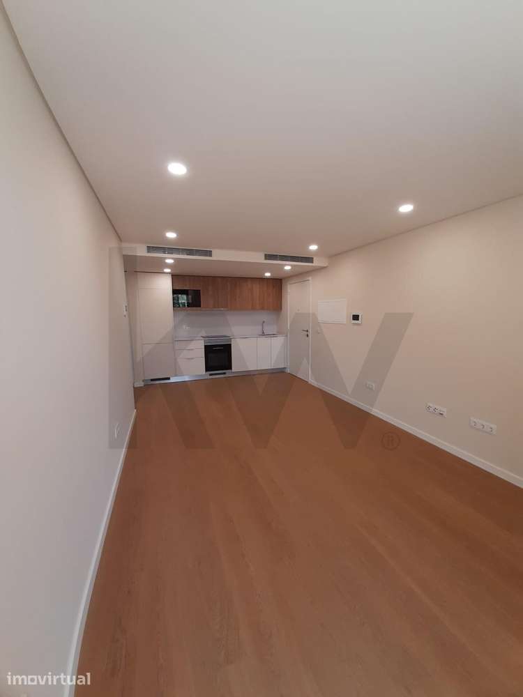 Apartamento T1 novo c/ varanda e garagem | A 3 minutos do centro de Av - Grande imagem: 2/24
