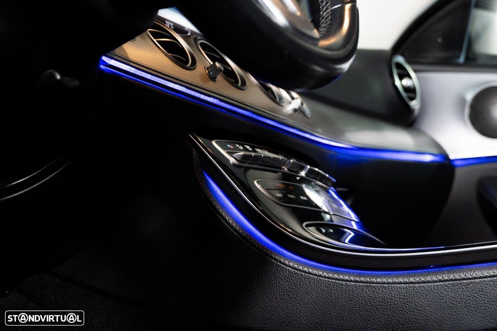Mercedes-Benz E 220 d Avantgarde - 27