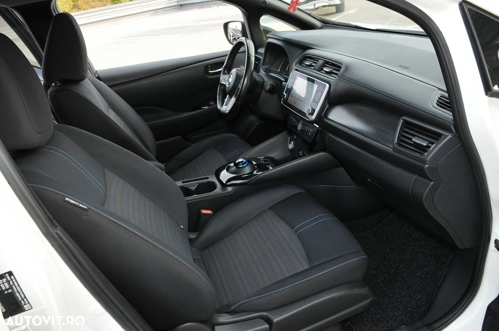 Nissan LEAF 40 kWh 2.ZERO Edition - 10