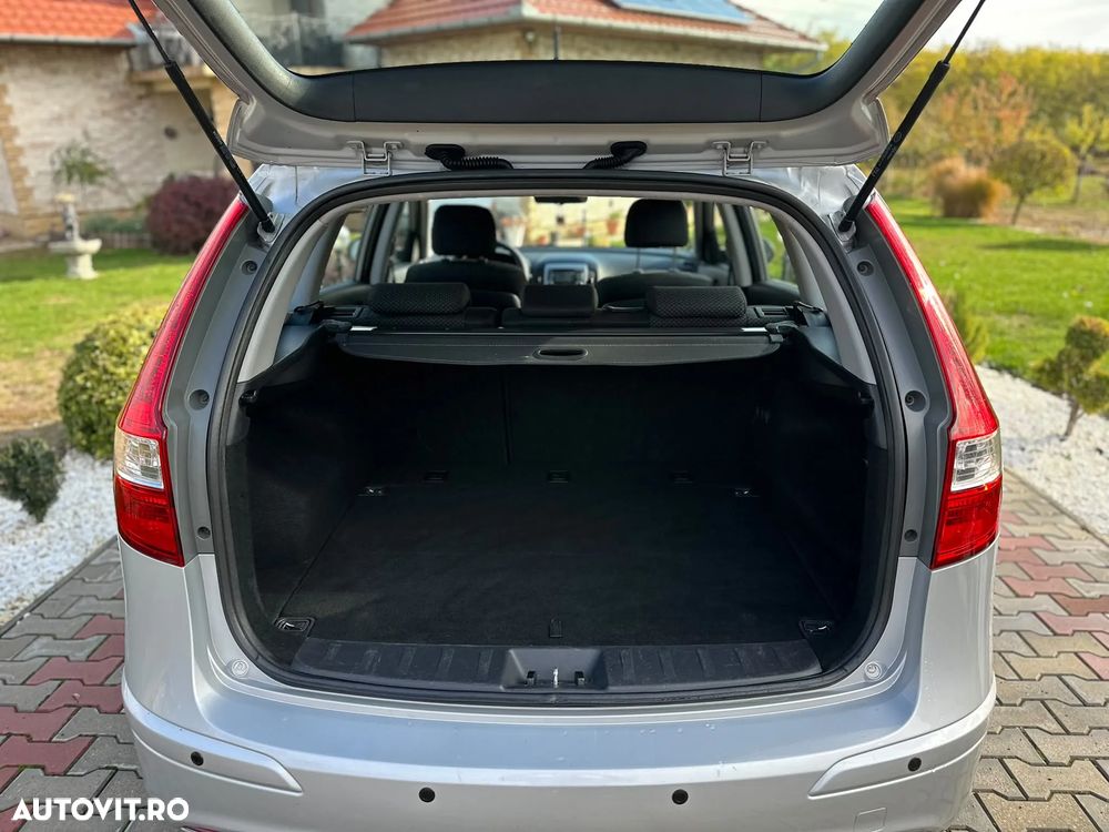 Hyundai i30 1.4 Edition Plus - 29