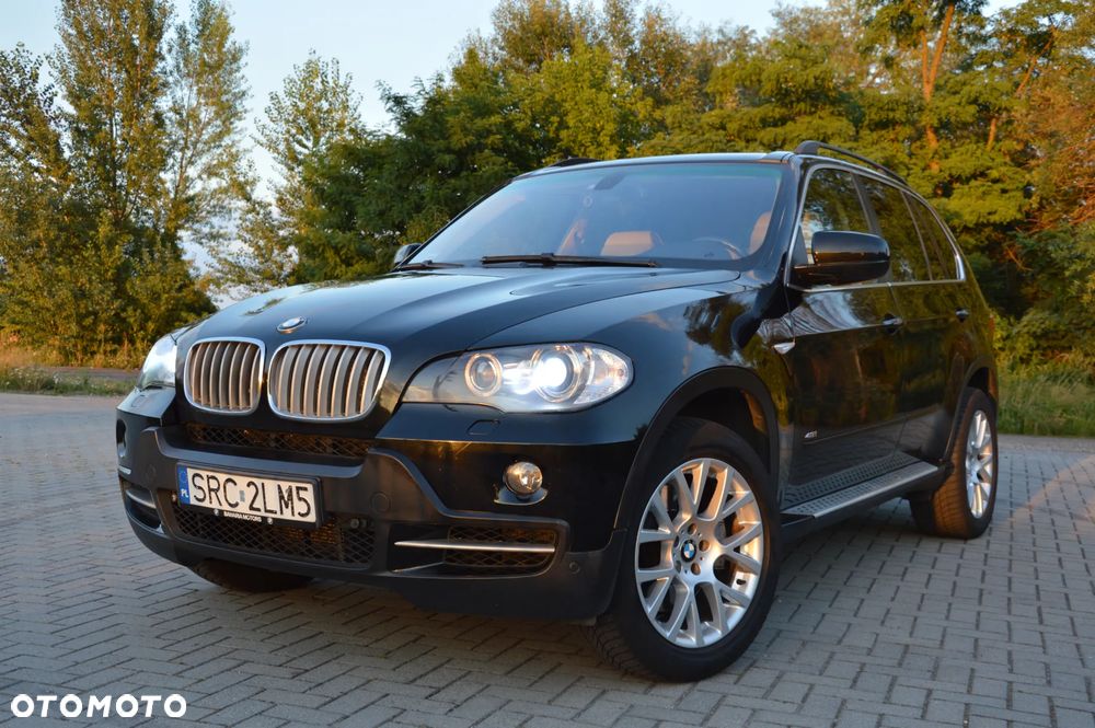 BMW X5 4.8i xDrive - 1