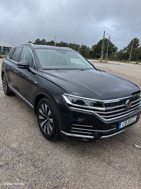VW Touareg V6 e-Hybrid OPF 4Motion Aut. Elegance FINAL EDITION - 2