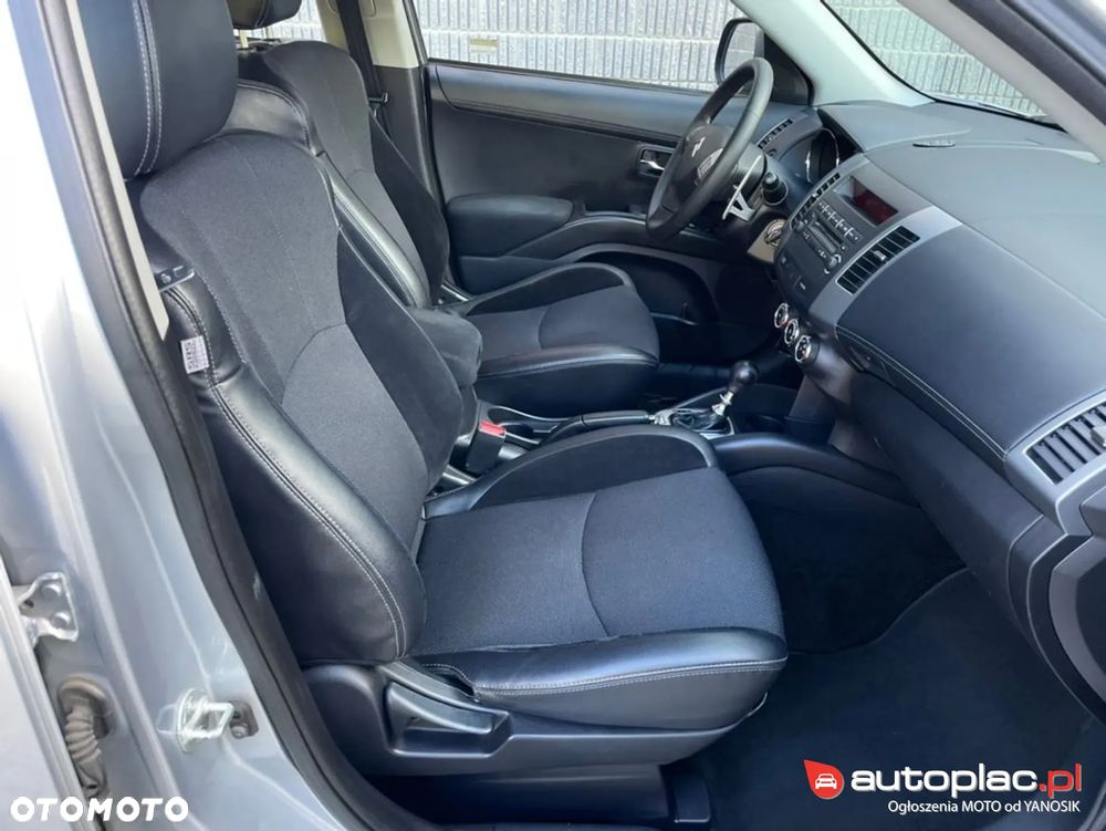 Citroën C-Crosser 2.2 HDi Exclusive DCS - 8