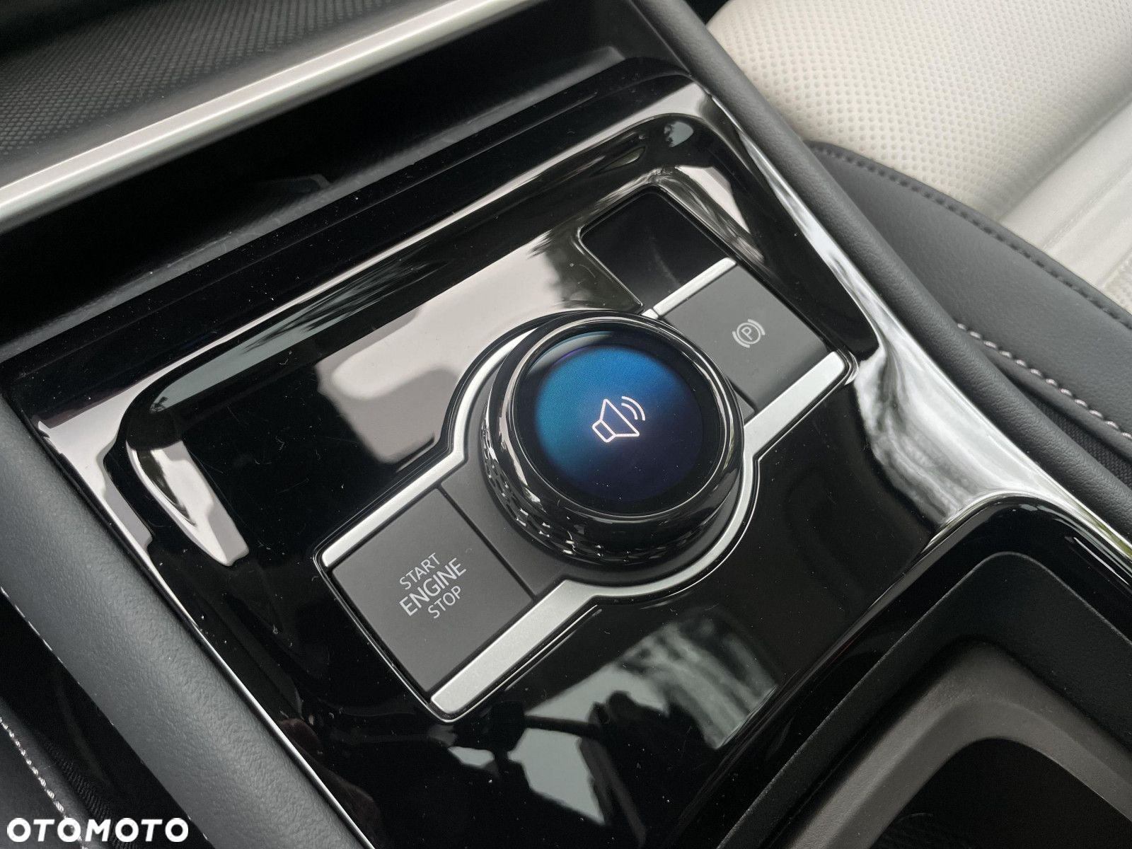Volkswagen Tiguan - 39