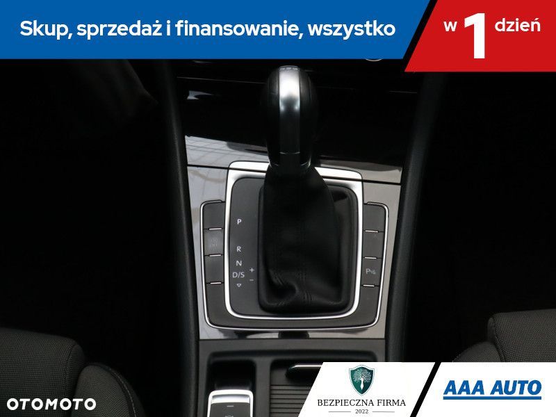 Volkswagen Golf Variant - 18
