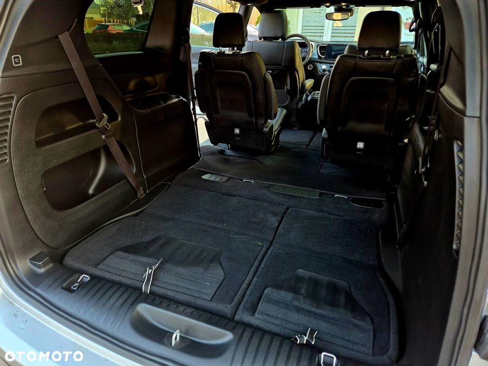 Chrysler Pacifica - 25