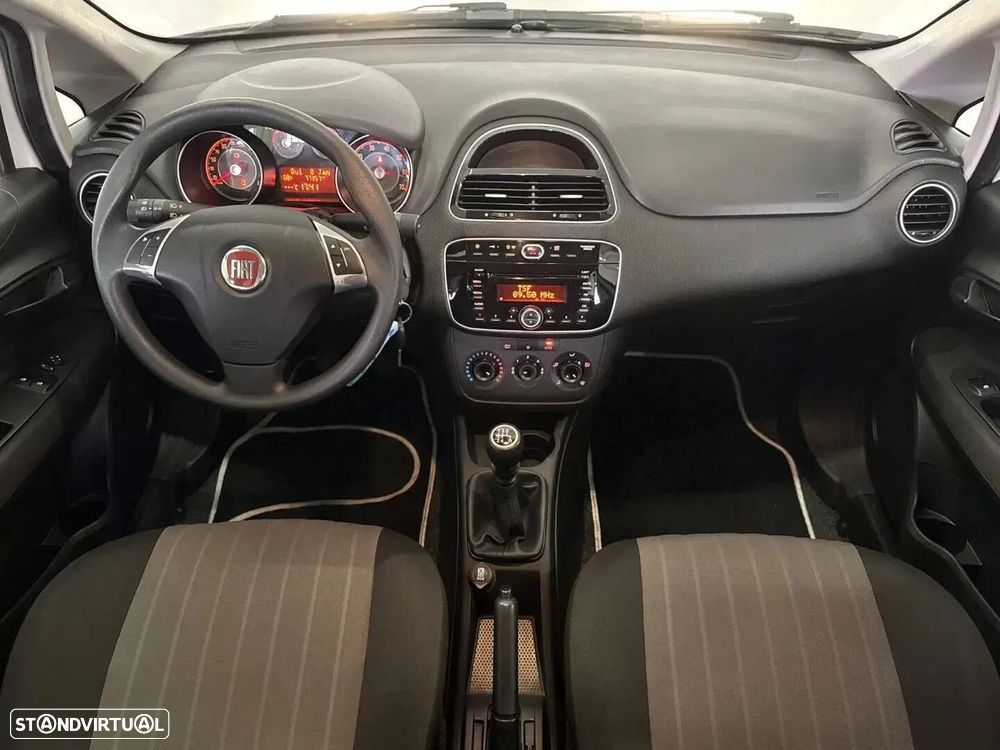 Fiat Punto 1.2 Lounge S&S - 7