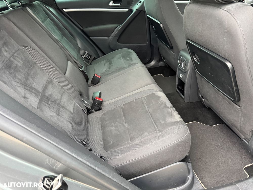 Volkswagen Tiguan - 8