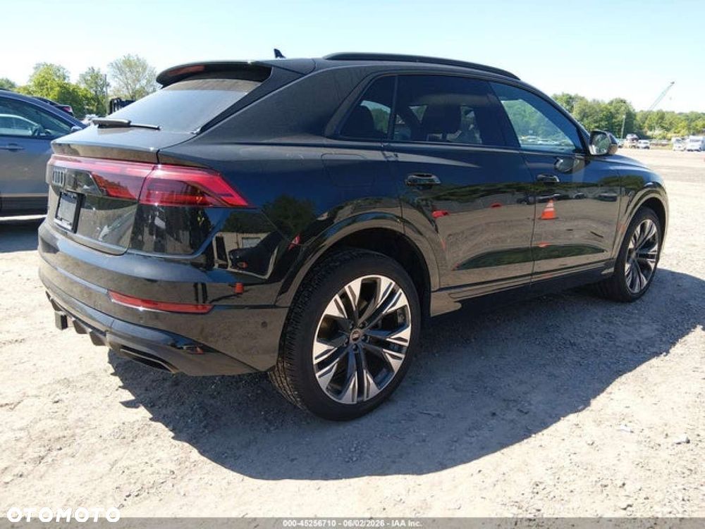 Audi Q8 - 5