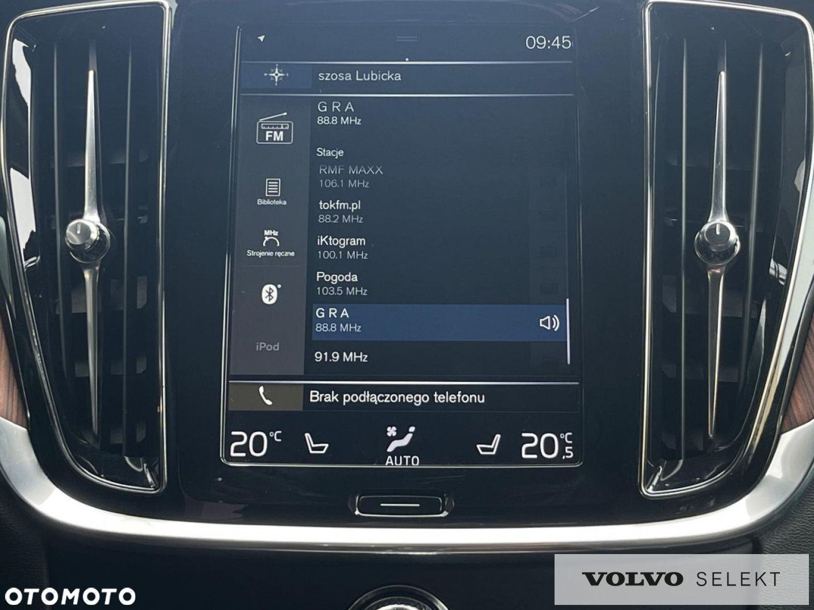 Volvo V60 Cross Country - 26