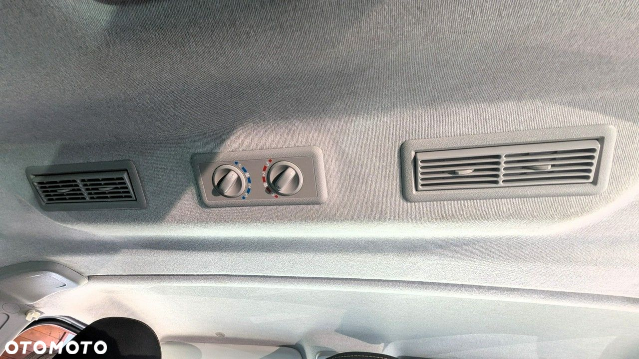 Renault Trafic - 29
