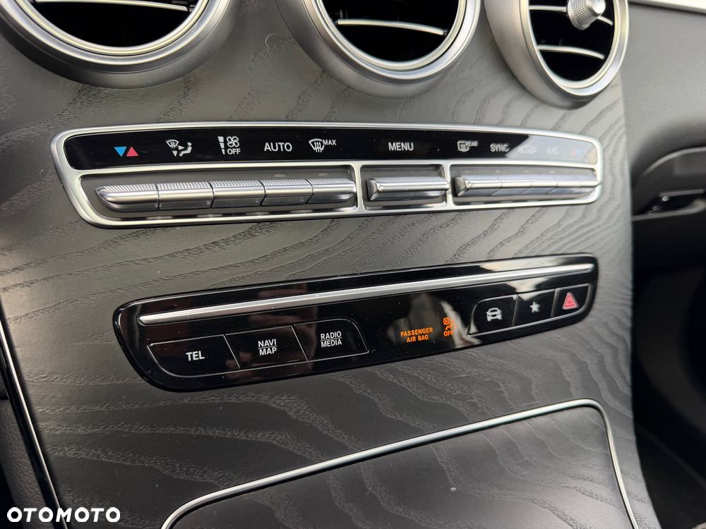 Mercedes-Benz GLC - 13