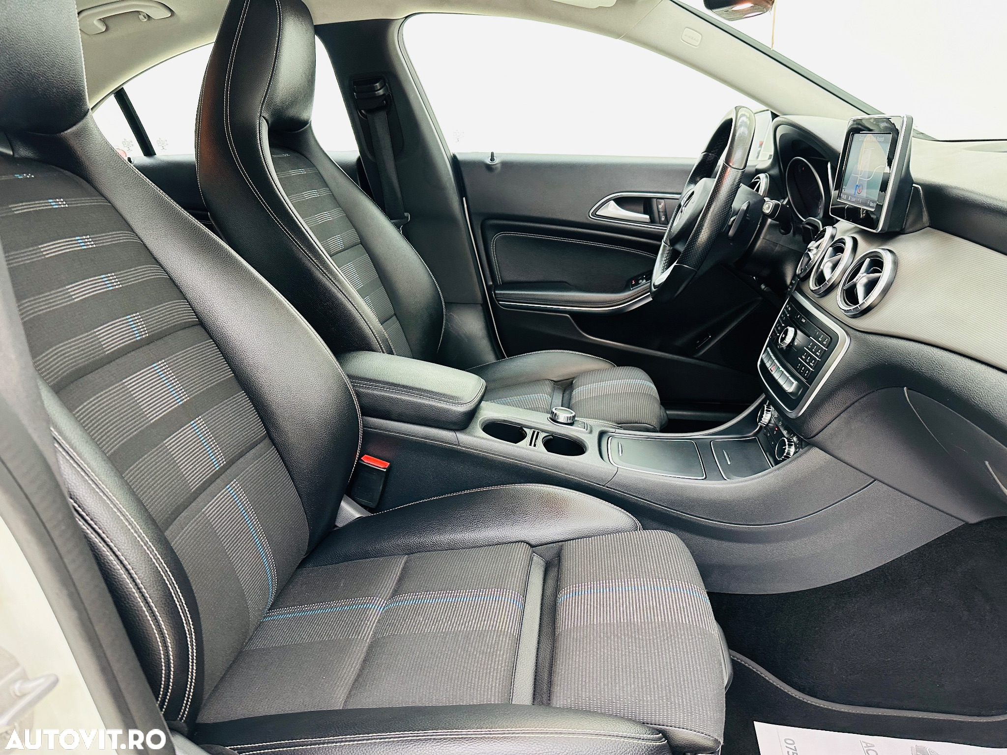Mercedes-Benz CLA - 20