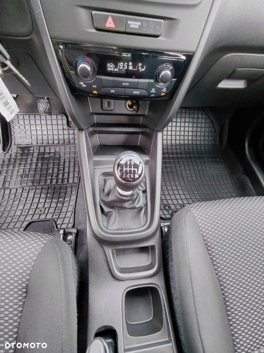 Suzuki Vitara - 10