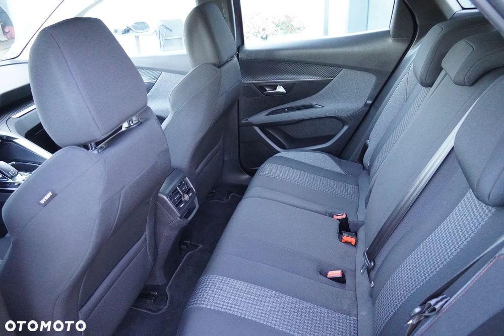 Peugeot 3008 BlueHDi 130 Stop & Start EAT8 Active - 17