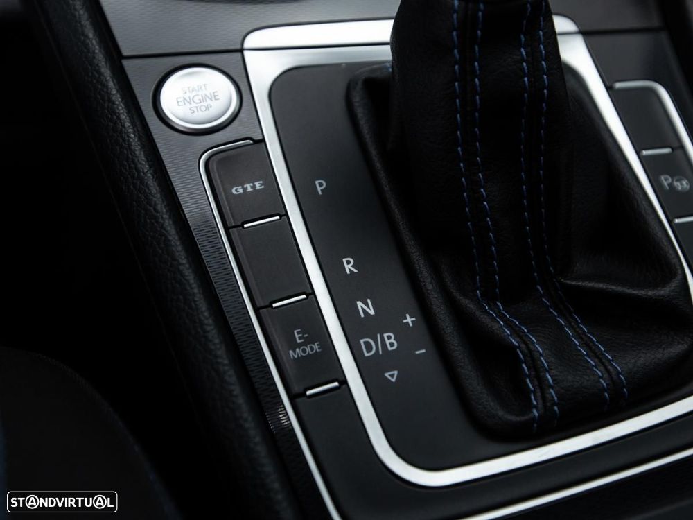VW Golf 1.4 TSI e-Hybrid DSG - 19