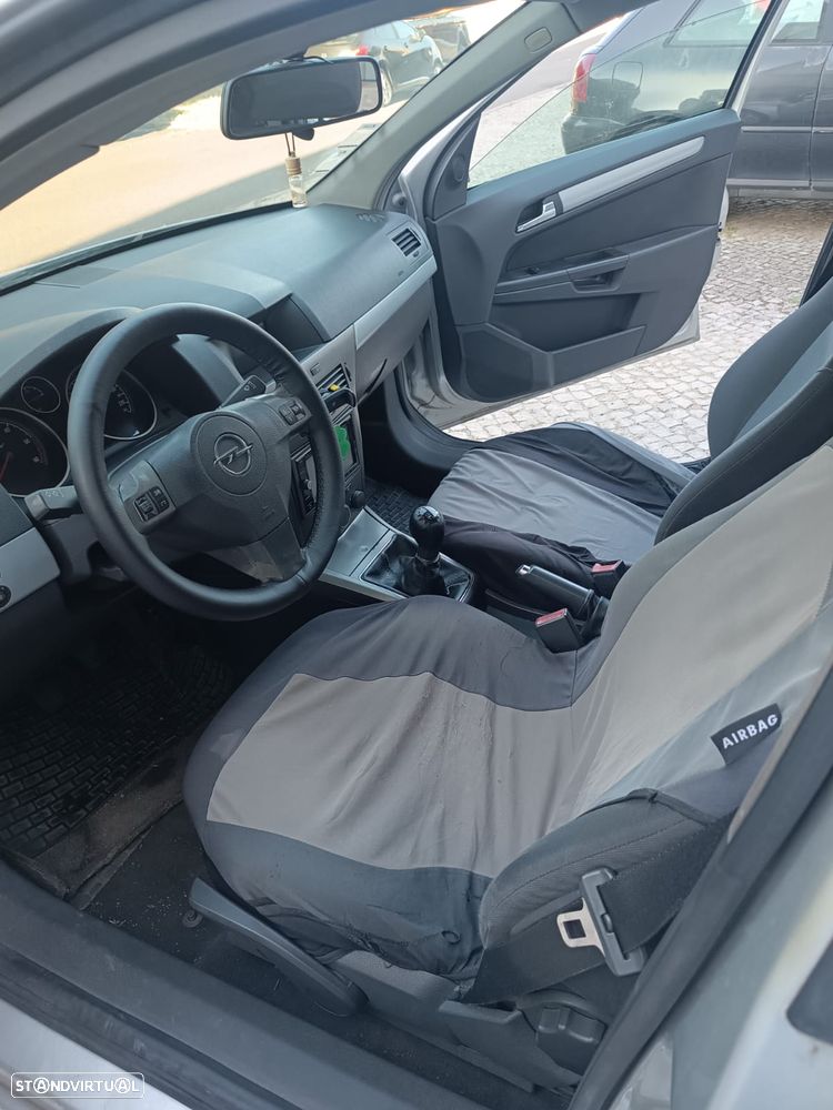 Opel Astra 1.3 CDTI - 9