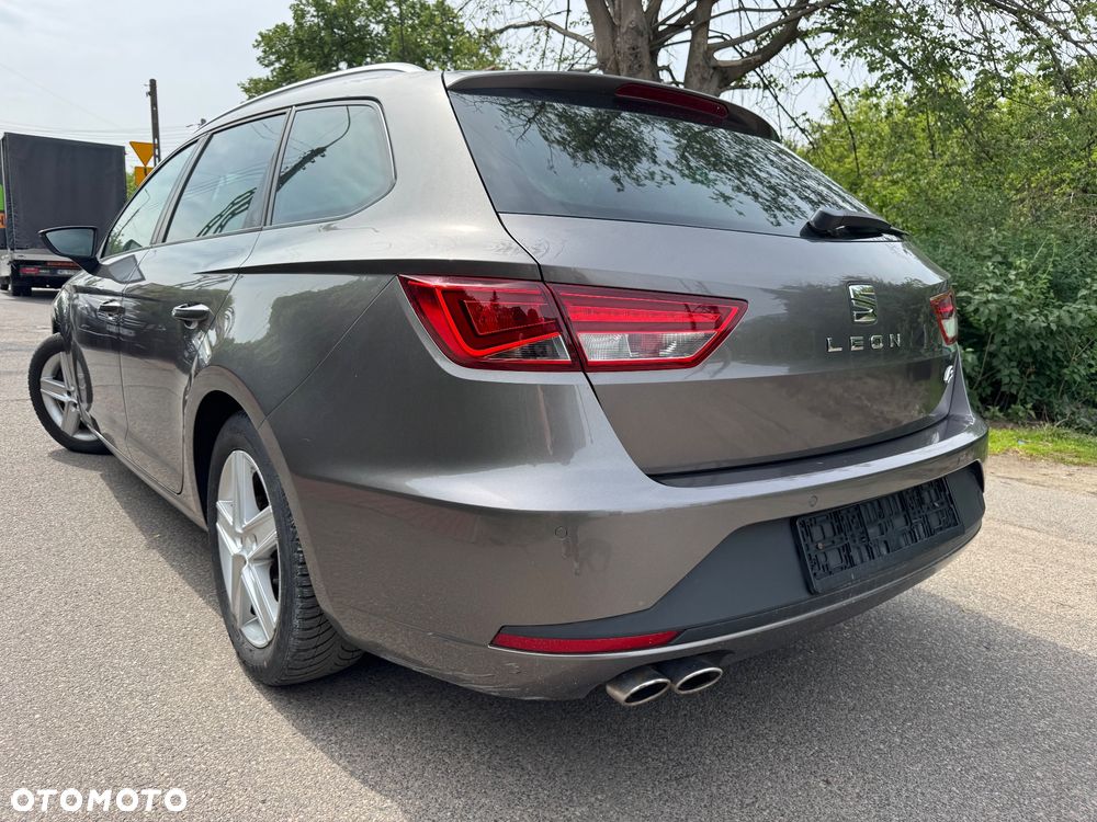 Seat Leon 2.0 TDI DPF Start&Stop DSG FR - 4