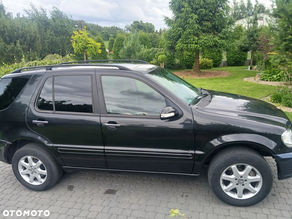 Mercedes-Benz ML - 4