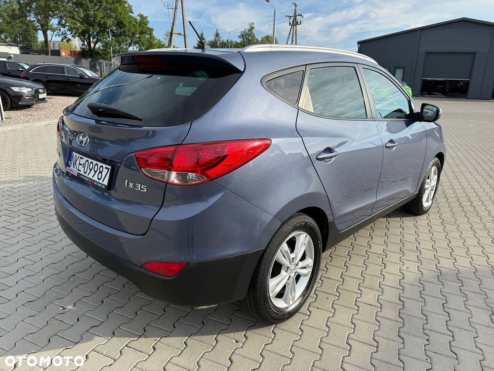Hyundai ix35 blue 1.6 2WD Finale Gold - 11