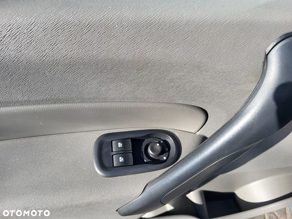 Renault Kangoo 1.6 8V 90 Happy Family - 12