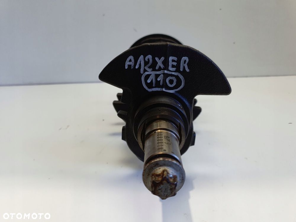 Opel Corsa D 1.2 16V WAŁ KORBOWY 55561959 A12XER - 4