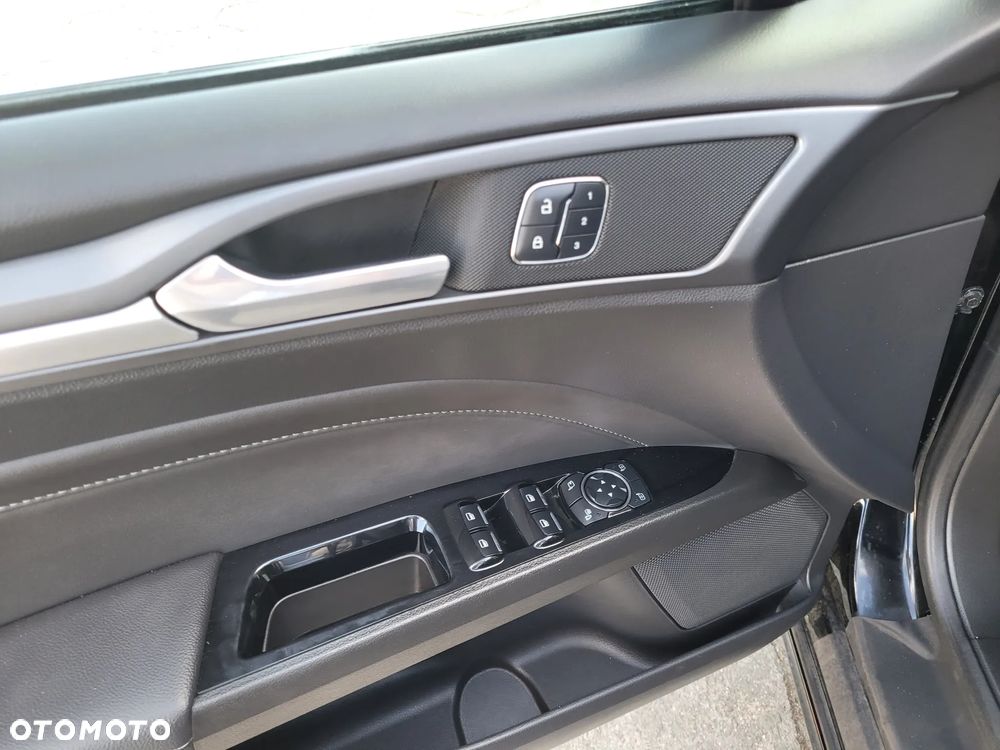 Ford Mondeo - 14