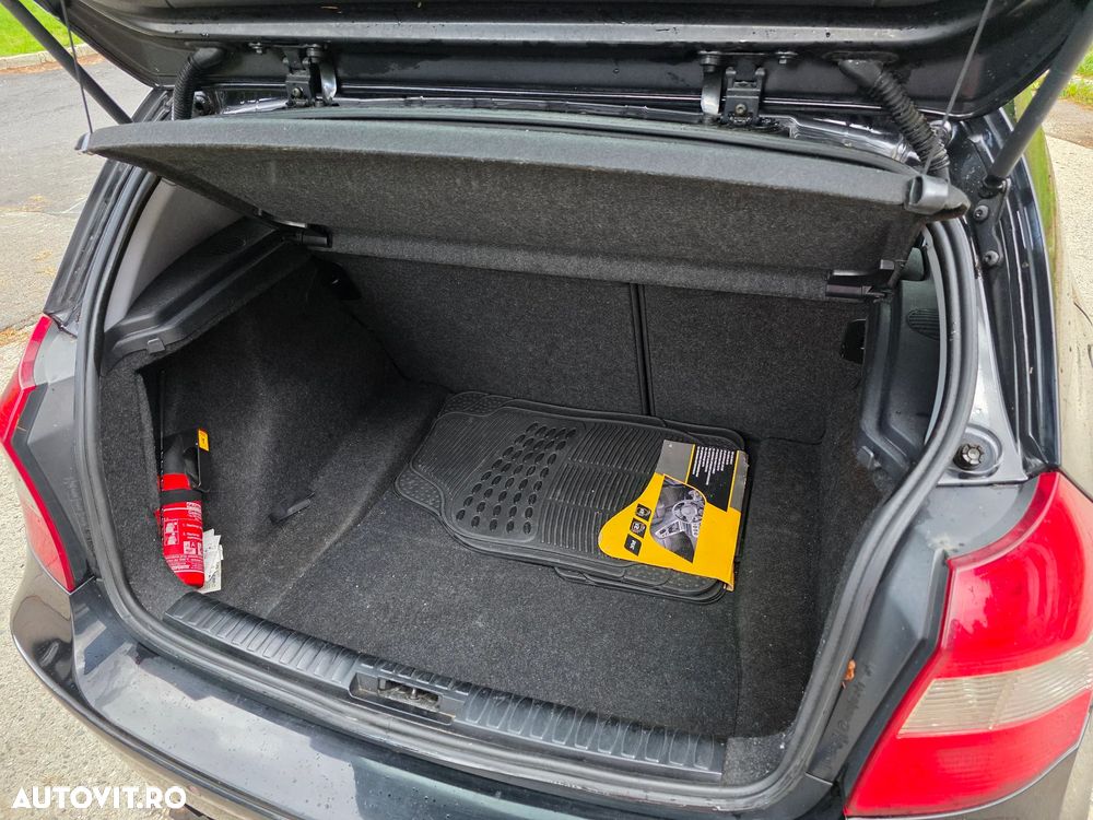 BMW Seria 1 118d - 10