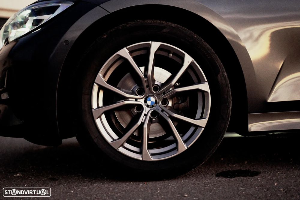 BMW 320 - 8
