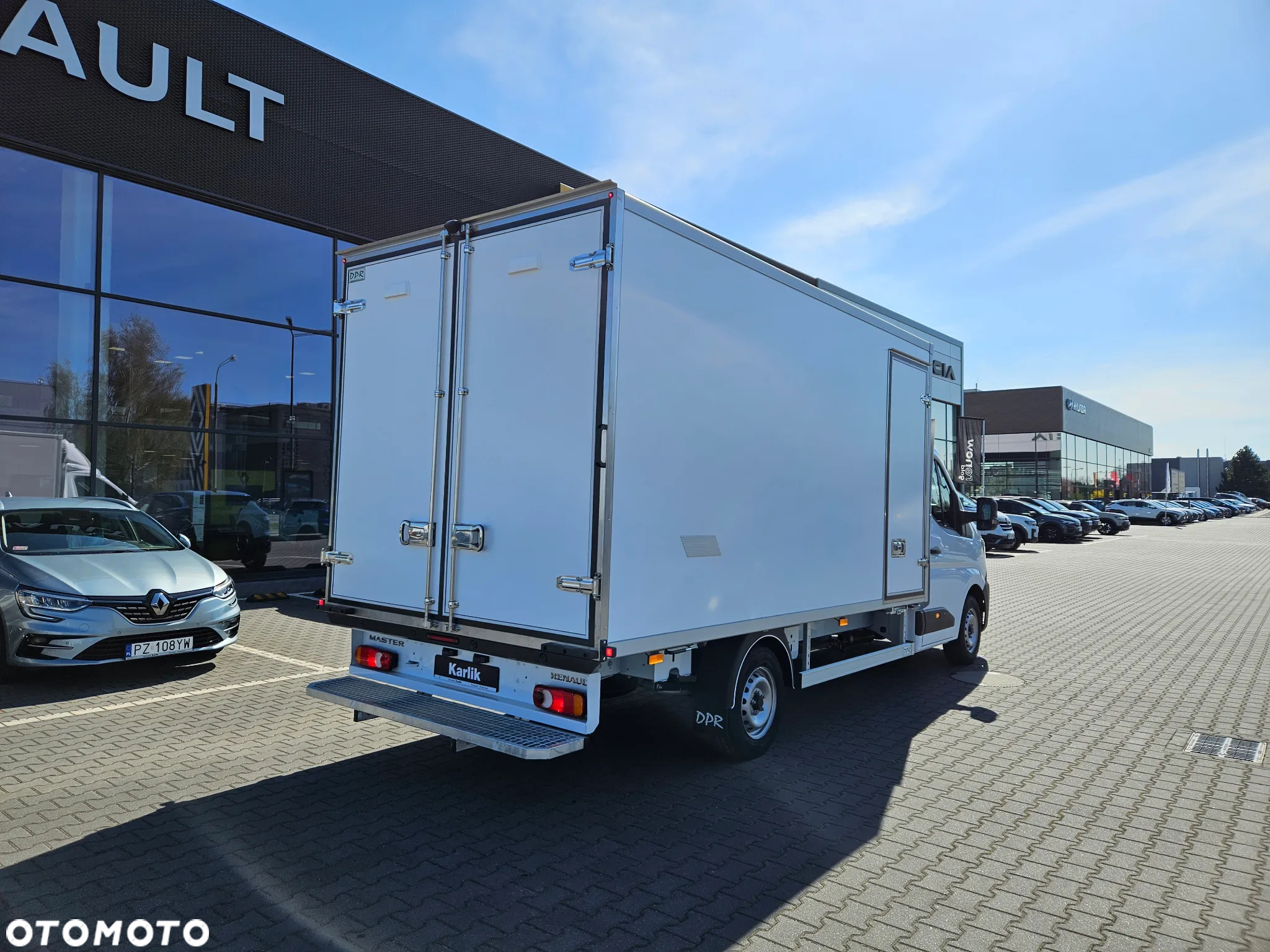 Renault nowy Master kontener piekarniczy + izoterma - 6