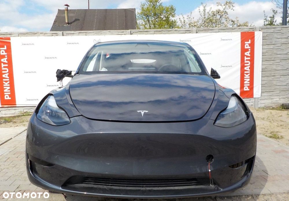 Tesla Model Y RWD - 4