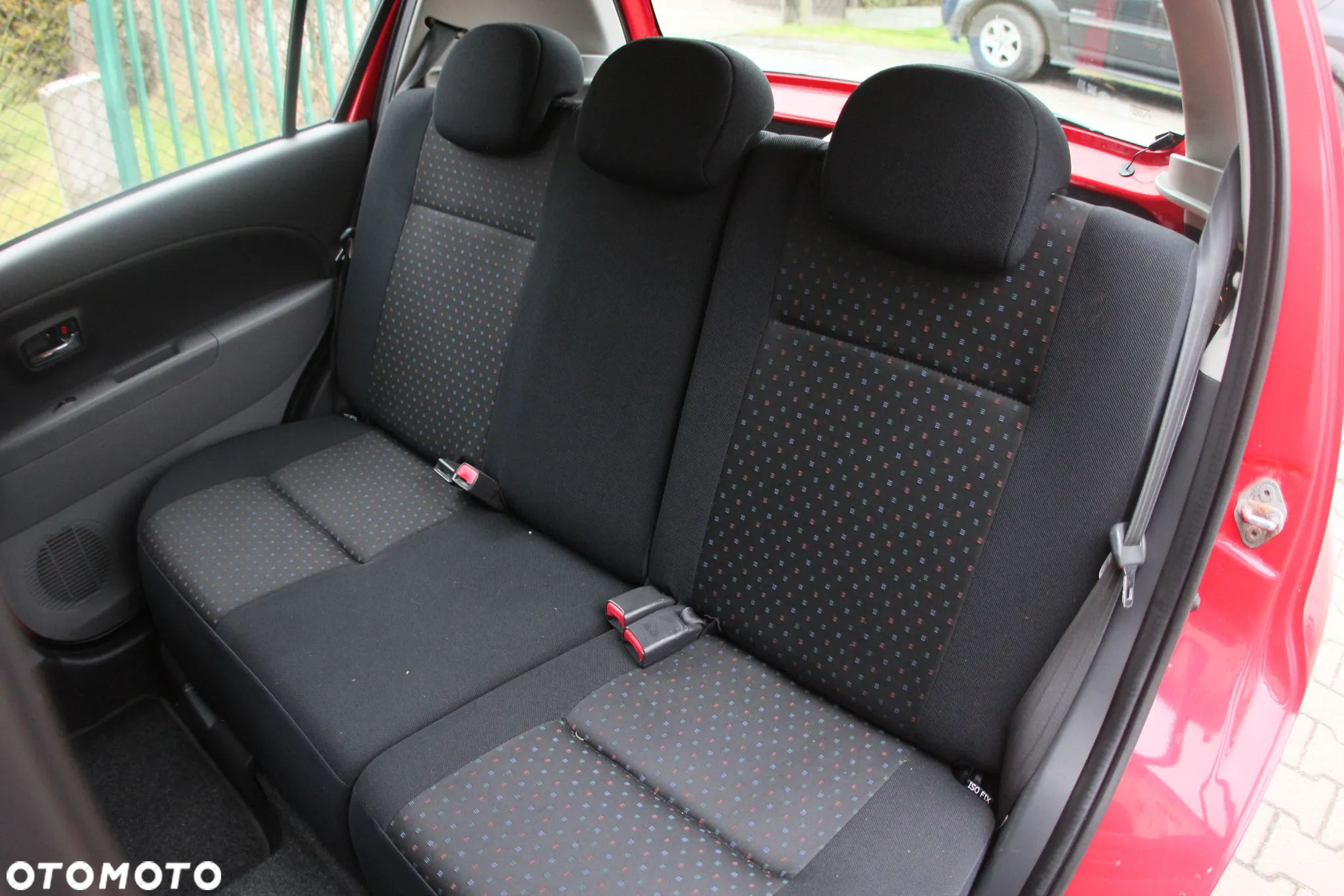 Daihatsu Sirion - 33
