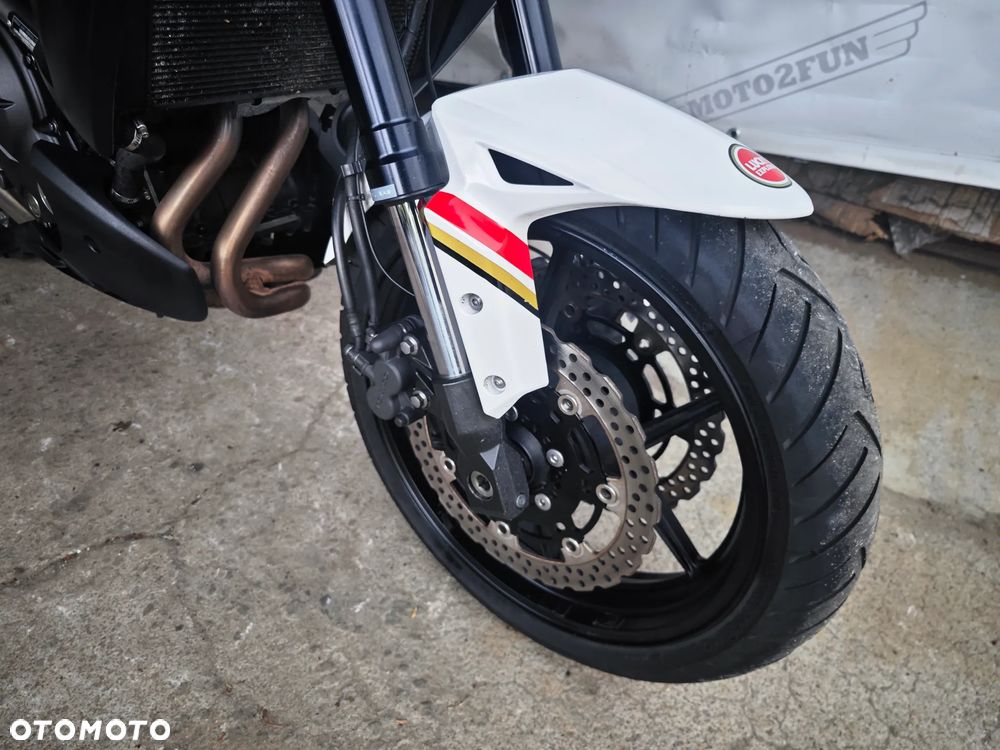 Kawasaki Versys 650 - 10
