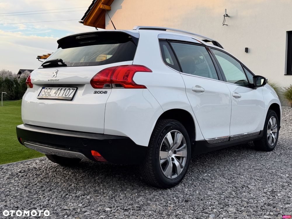 Peugeot 2008 PureTech 82 Allure - 11