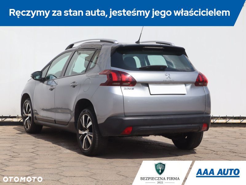 Peugeot 2008 - 6