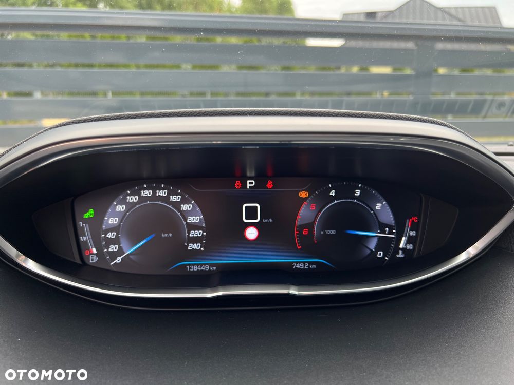 Peugeot 5008 2.0 BlueHDI GT S&S EAT8 - 26