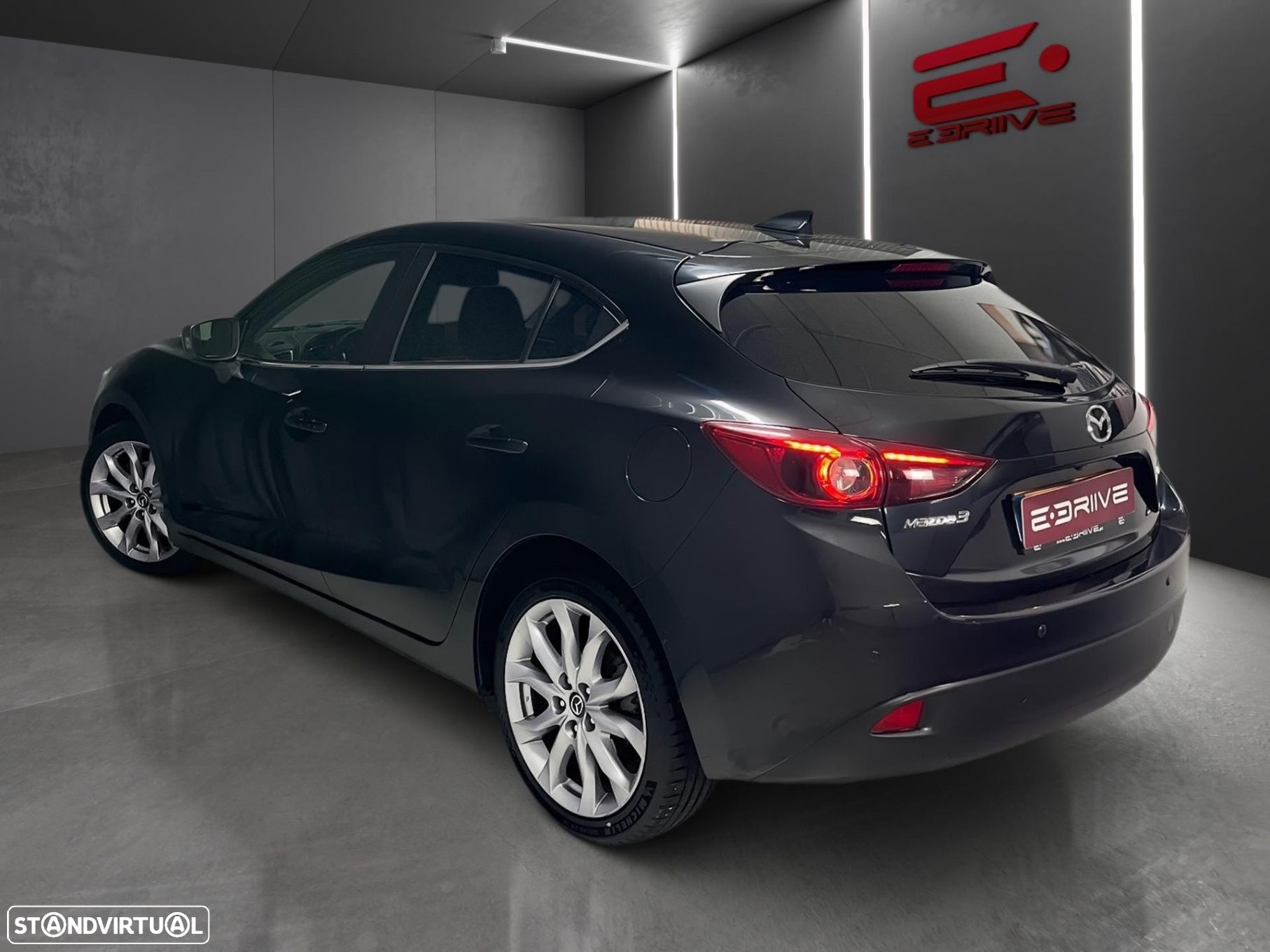 Mazda 3 - 7