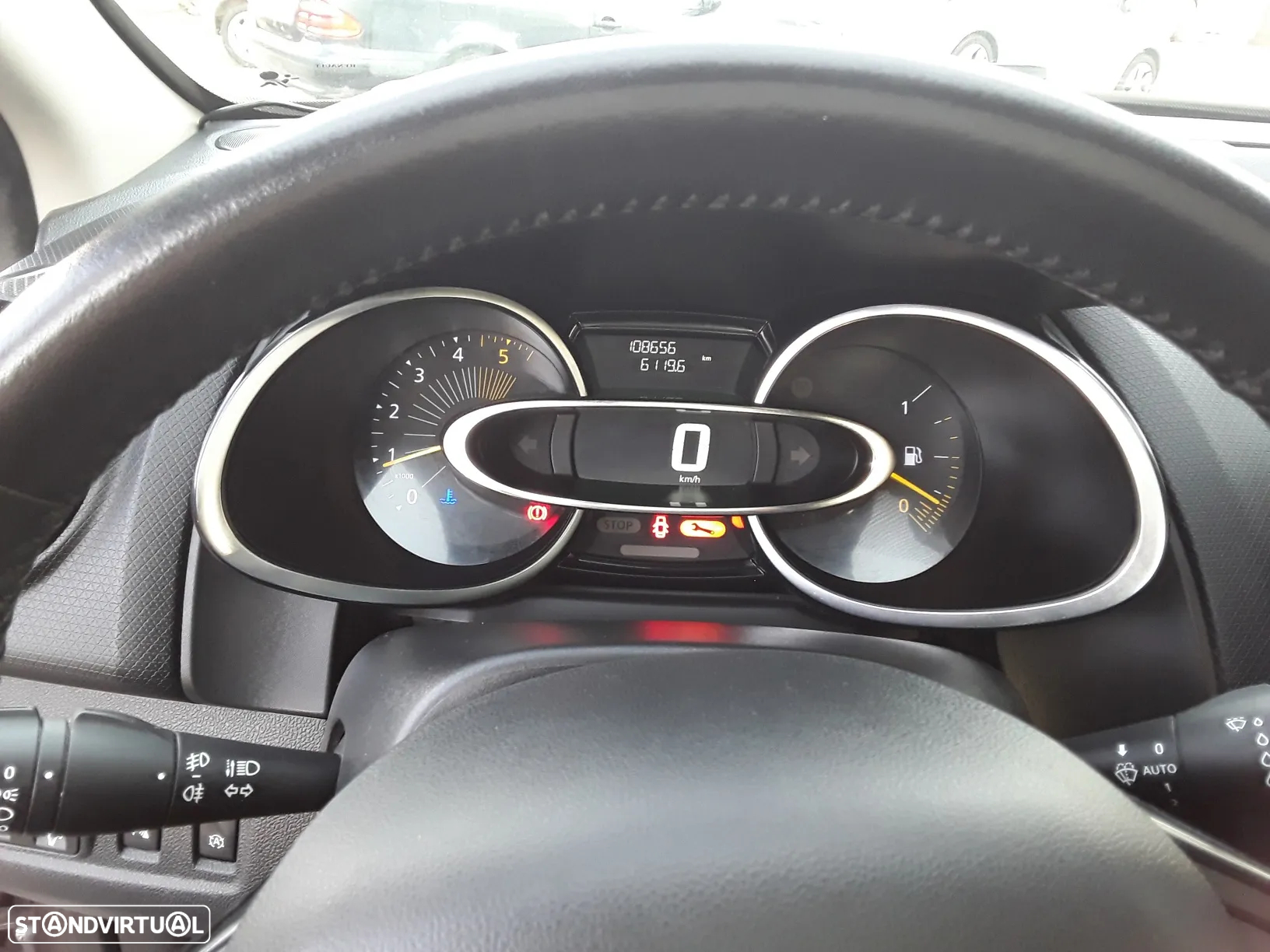 Renault Clio (Energy) dCi 90 Start & Stop INTENS - 14