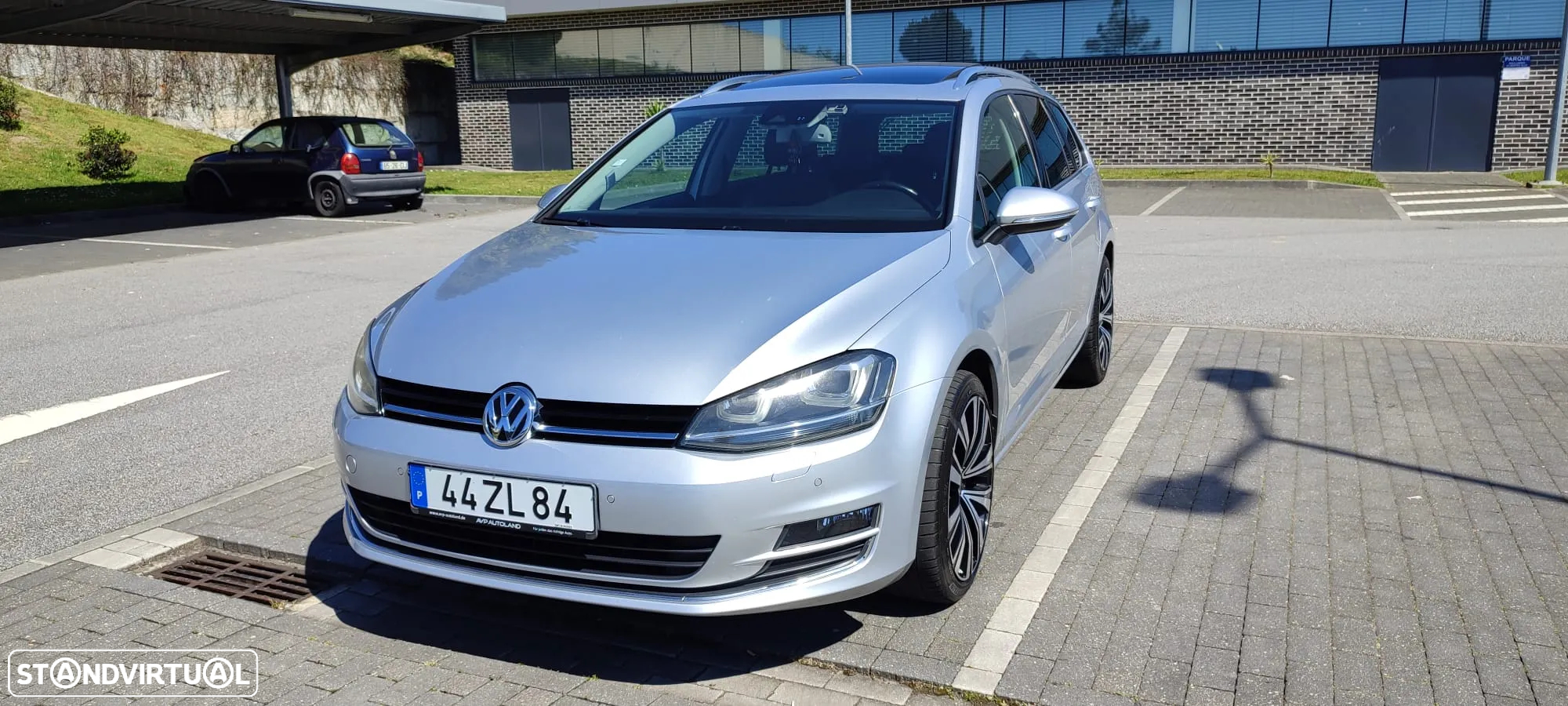 VW Golf Variant 2.0 TDi 4Motion BlueMotion Highline - 3