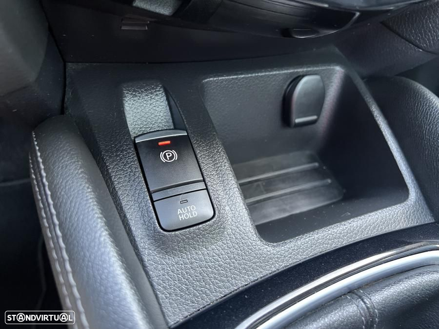 Nissan Qashqai 1.5 dCi N-Connecta Business - 41