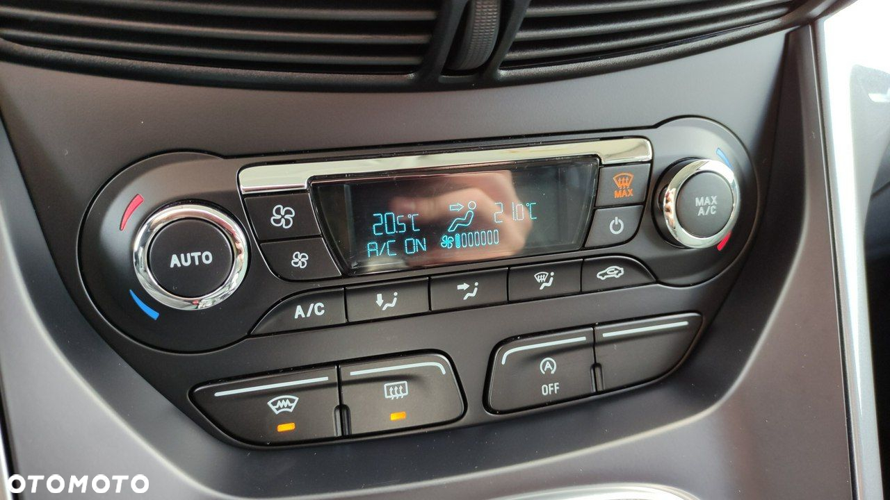 Ford Grand C-MAX - 22