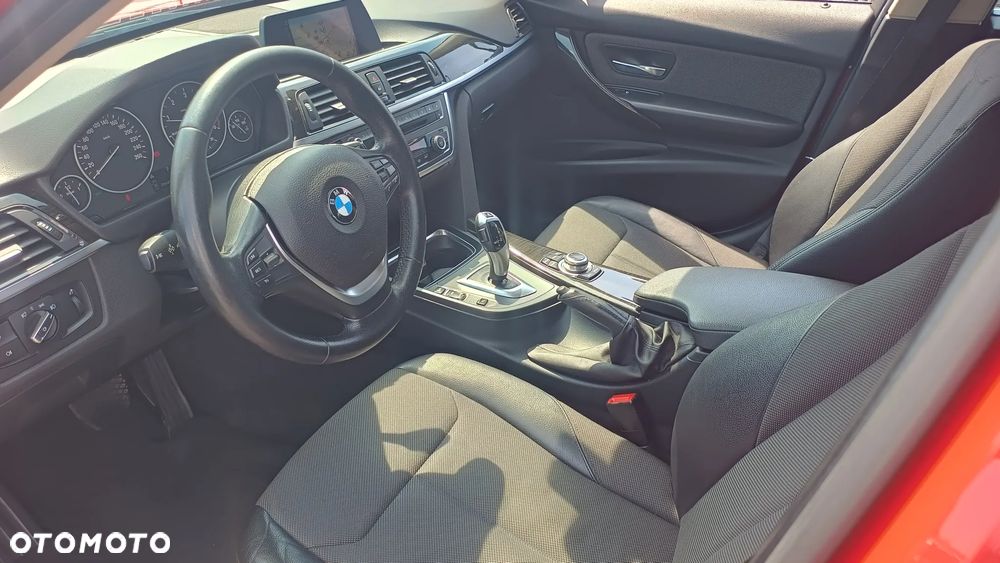 BMW Seria 3 318d Luxury Line - 20