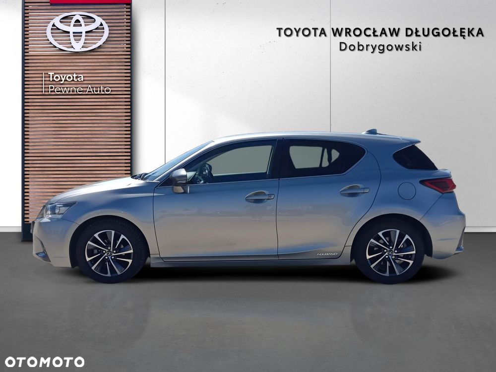 Lexus CT - 3