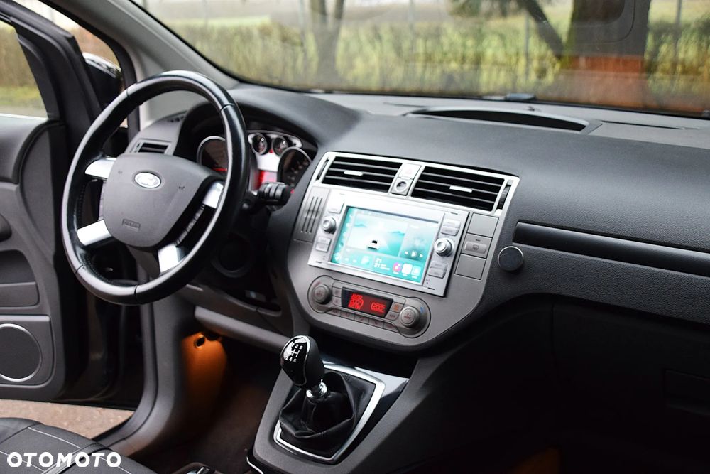 Ford Kuga 2.0 TDCi 4x4 Trend - 37